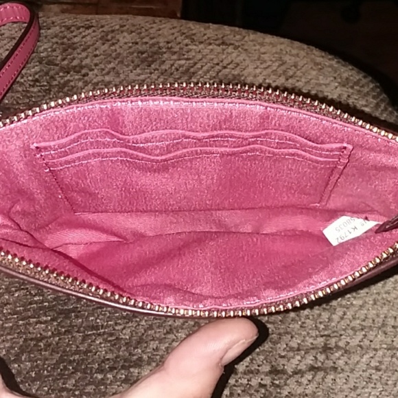 •Last Price Drop•💖BNWTS💖 Coach Wristlett - Picture 3 of 8